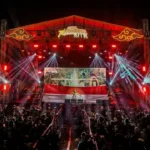 Konser keseruan anak muda bertajuk Festival 76 Indonesia Adalah Kita (IAK) kembali digelar di enam kota.  Ada berbagai kegiatan menarik khas anak muda, seperti mural, Skate Board, BMX, Hip Hop, Street Dance, Seni dan Budaya, serta konser yang mendatangkan band-band ternama seperti SID, Seringai, Rebellionrose, hingga Endank Soekamti.