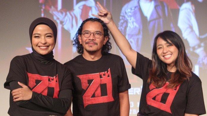 uncja.com, JAKARTA - Band Kotak merayakan 20 tahun berkarya dengan menggelar 'Konser 2 Dekade Kotak'.